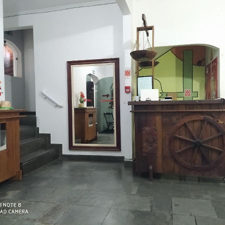 Hotel Haloha Перуиби Экстерьер фото