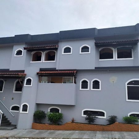 Hotel Haloha Перуиби Экстерьер фото