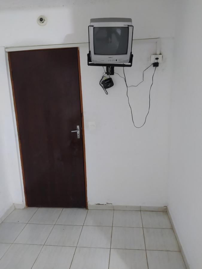 Hotel Haloha Перуиби Экстерьер фото